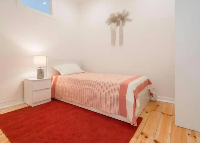 Graça With Terrace In * Lisboa