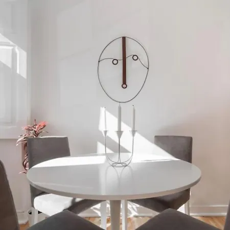 Apartment Graca With Terrace In Lissabon